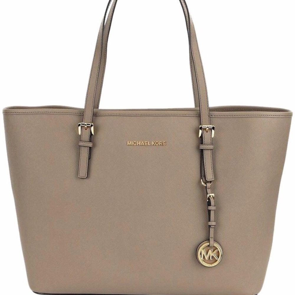Michael Kors Jet set Leather Handbag